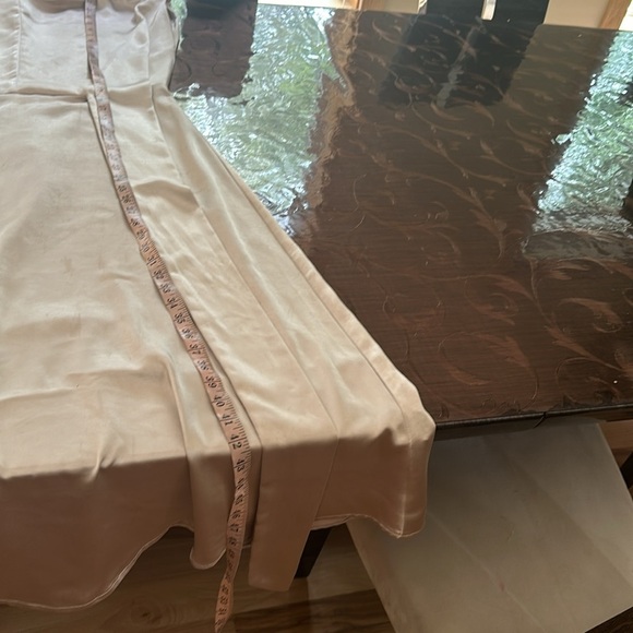 Bohme SatinElegant Cream Midi Dress - Picture 8 of 9